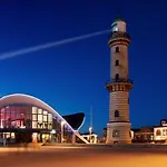 Strandpalais/lee *