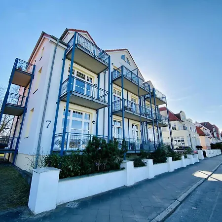 Strandpalais/lee Apartment *